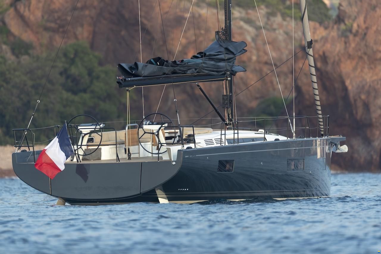Beneteau FIRST 53