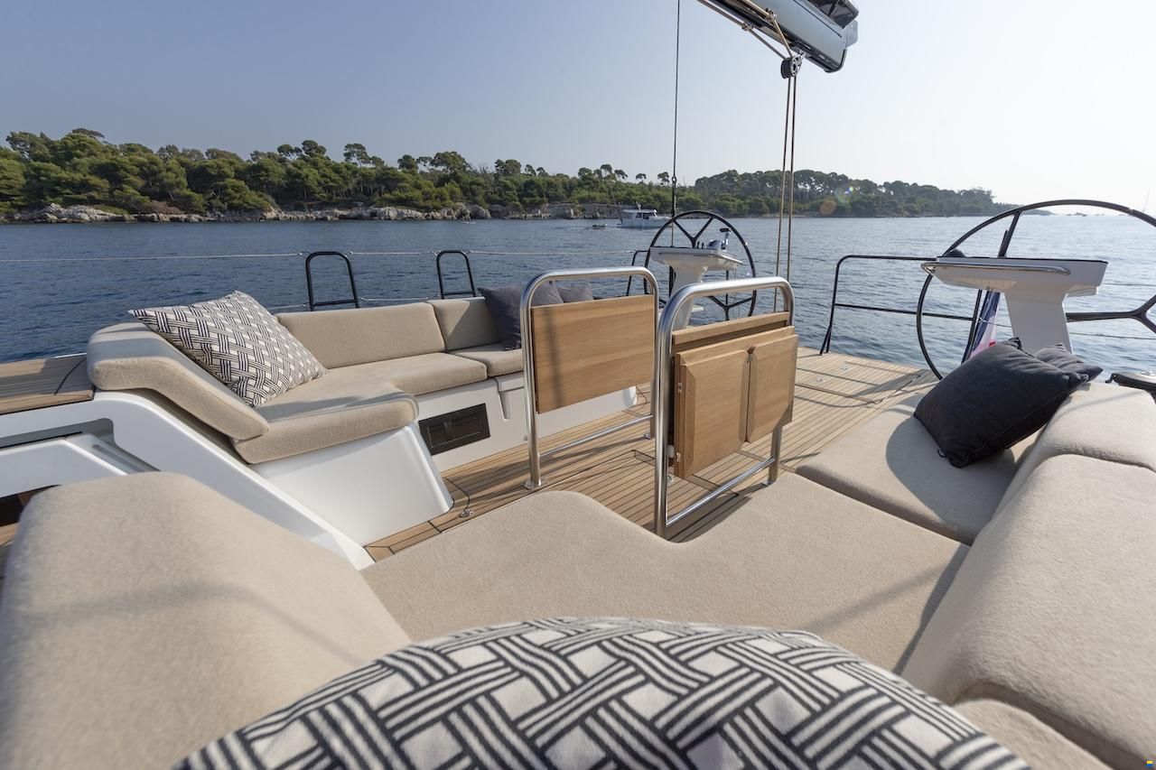 Beneteau FIRST 53