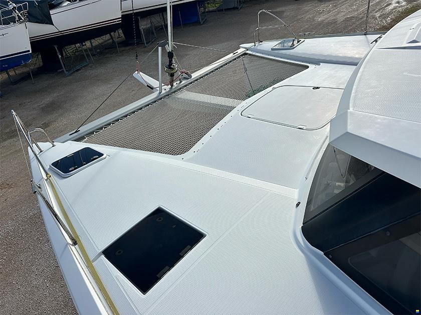 Fountaine Pajot Lucia 40