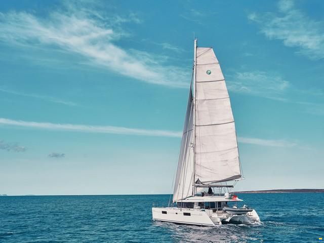 Lagoon 560
