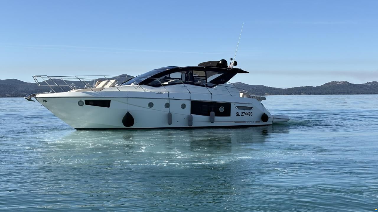 Cranchi M44 HT