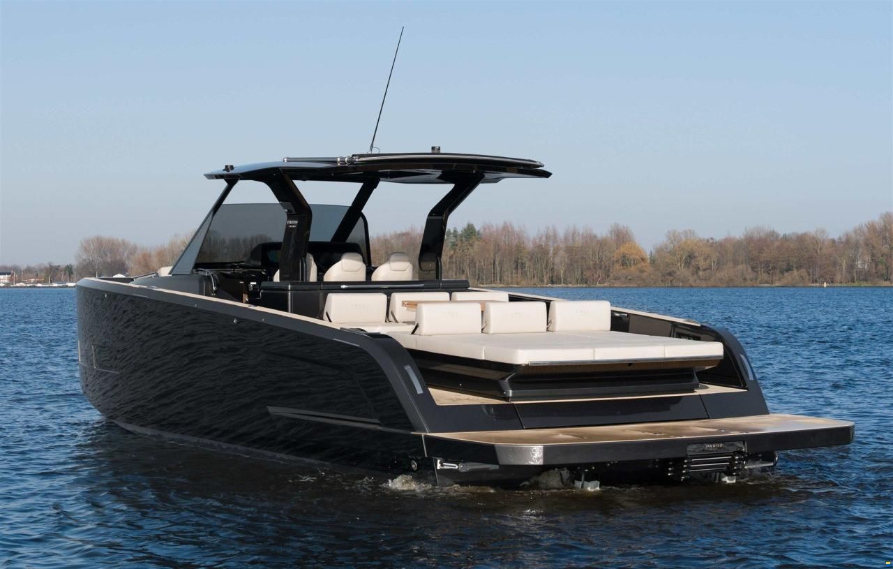 Pardo Yachts 43 New Model! Demo