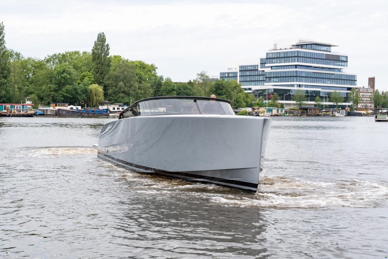 VanDutch 40