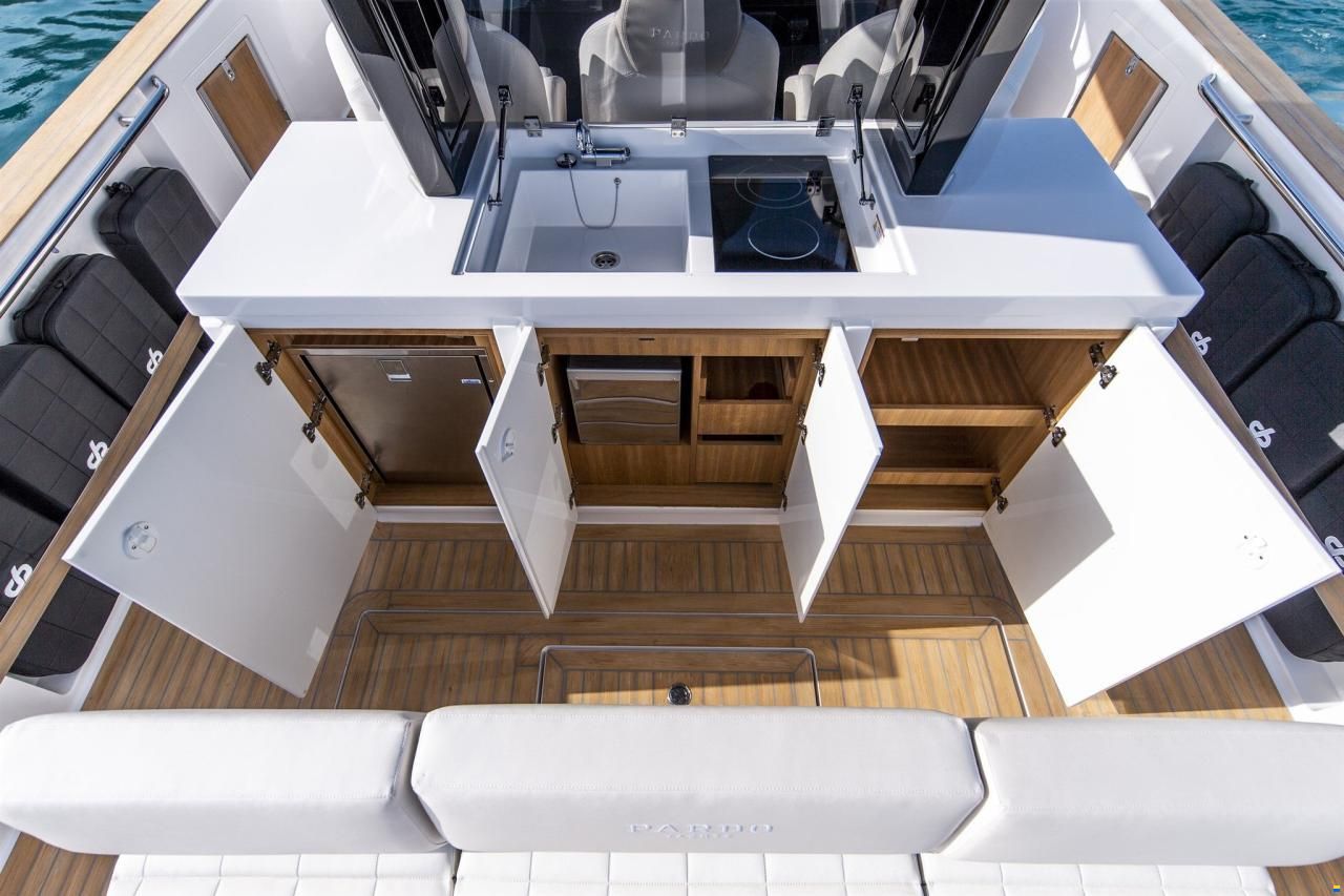 Pardo Yachts 38
