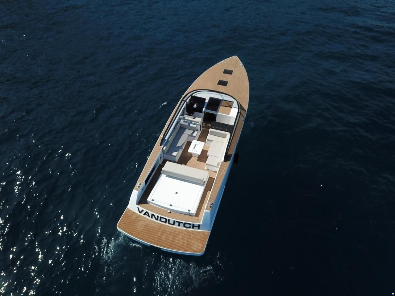 VanDutch 48