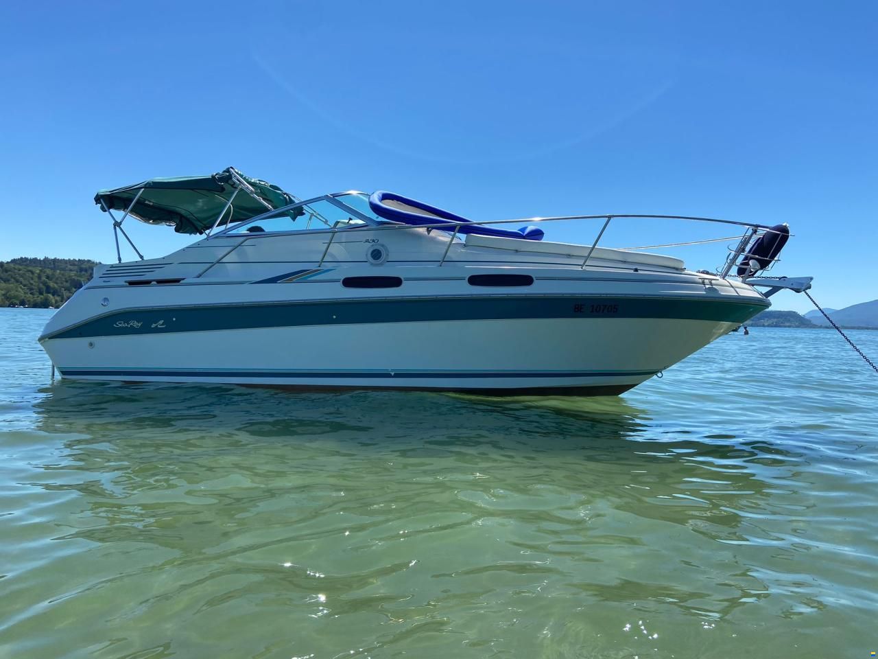 Sea Ray 230 Da