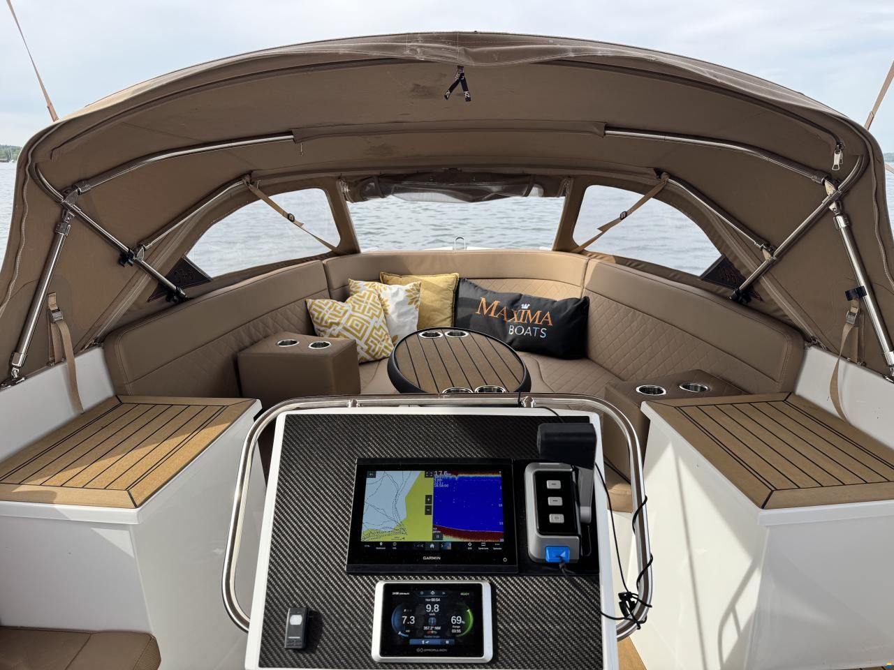 Maxima 640