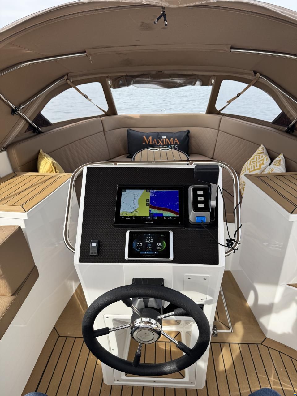 Maxima 640