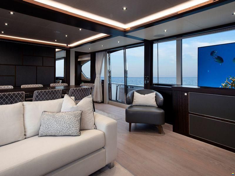 Sunseeker 95 Yacht