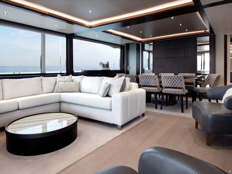 Sunseeker 95 Yacht
