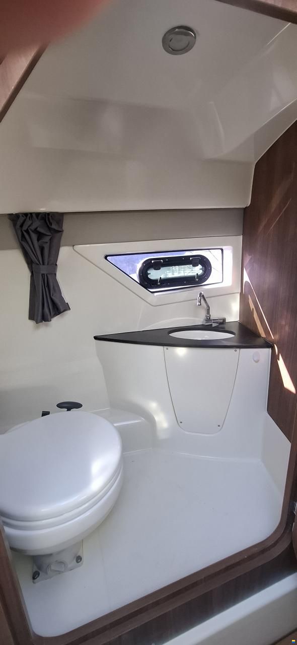 Quicksilver 805 ACTIV CRUISER