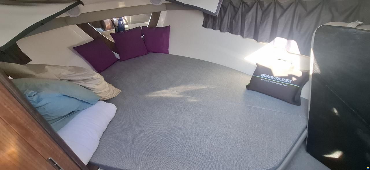 Quicksilver 805 ACTIV CRUISER