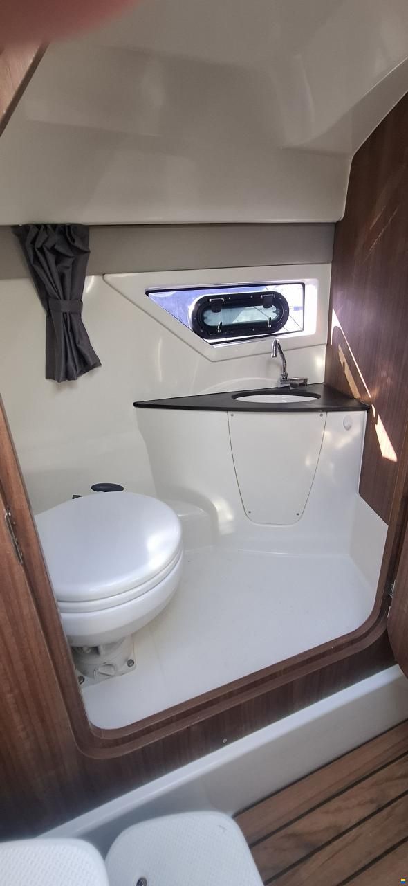Quicksilver 805 ACTIV CRUISER