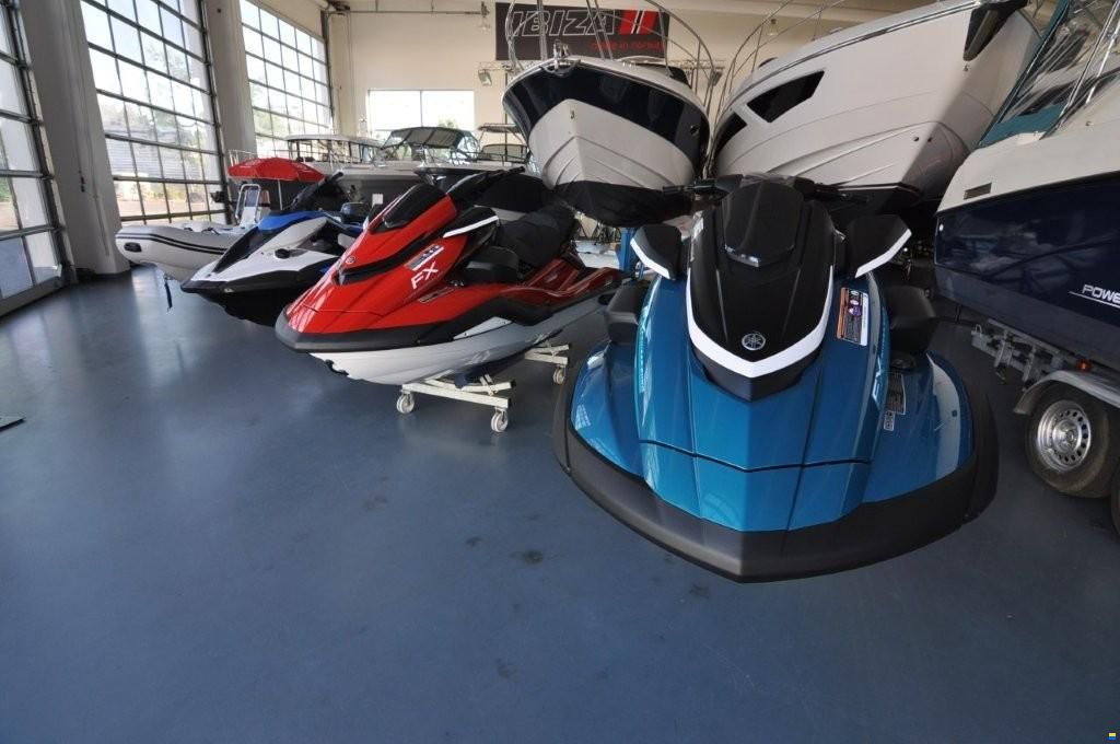 Yamaha WaveRunner FX Cruiser SVHO