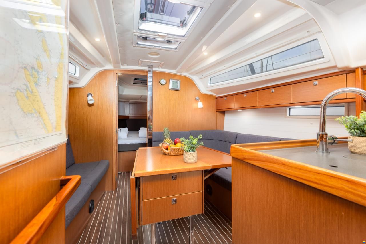 Bavaria 37 Cruiser
