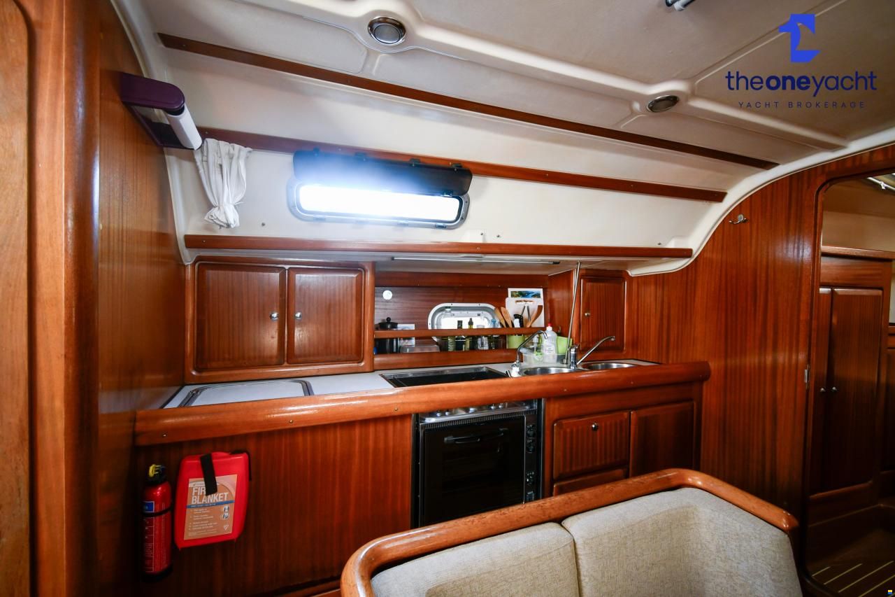 Bavaria 38 Holiday