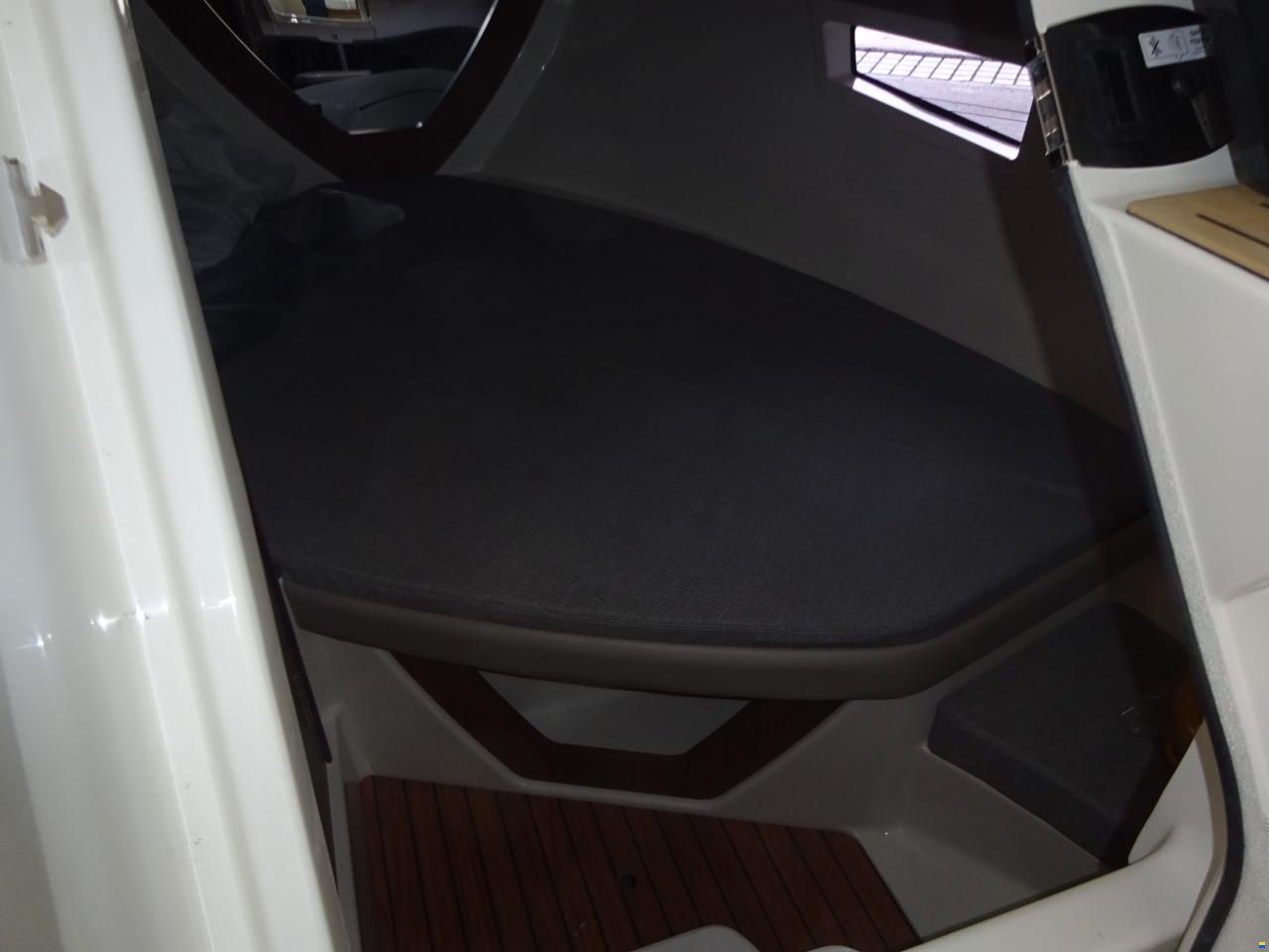 Quicksilver Activ 805 Cruiser