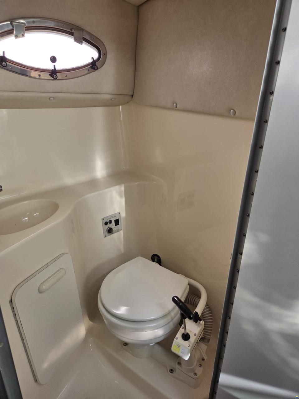 SEA RAY 250 DA Sundancer