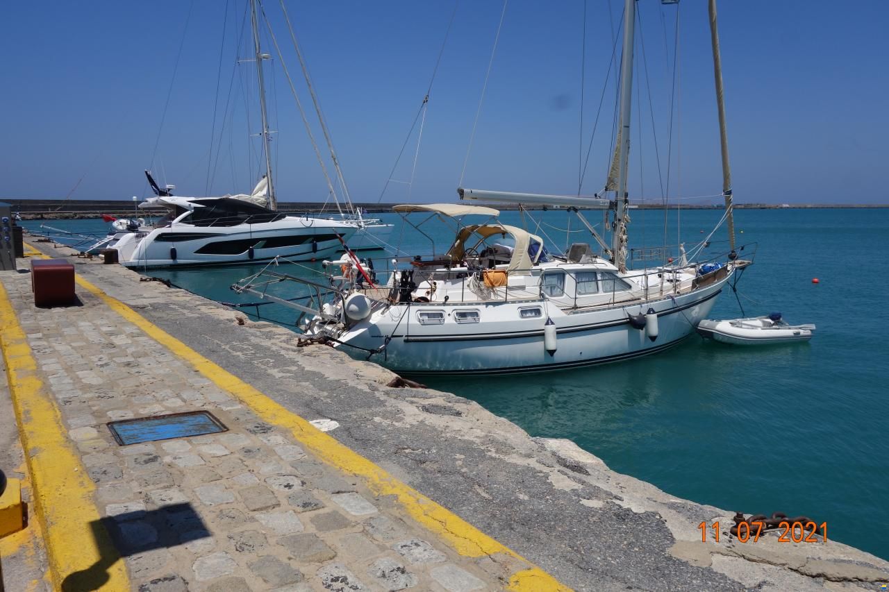 Nauticat 42 Pilothouse