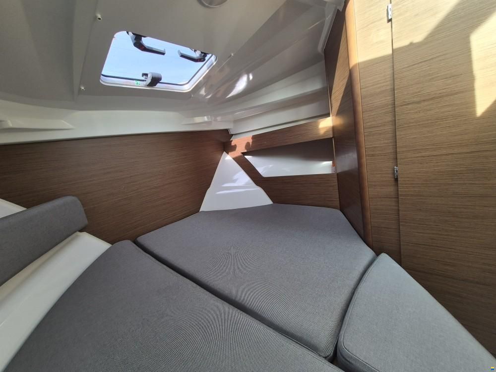 Jeanneau Merry Fisher 795