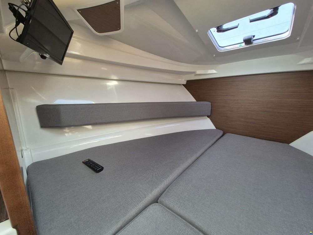 Jeanneau Merry Fisher 795