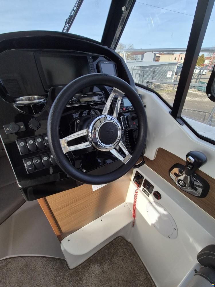 Jeanneau Merry Fisher 795