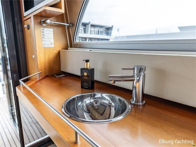 Valk Continental 1900 - Wheelhouse
