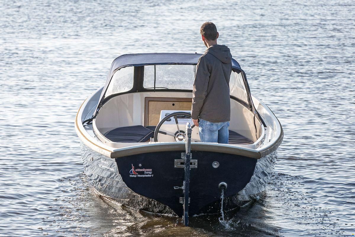 Victoria 700