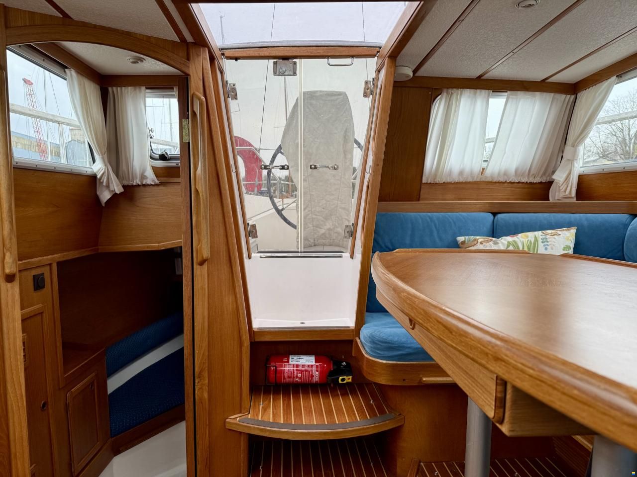 Nauticat 321