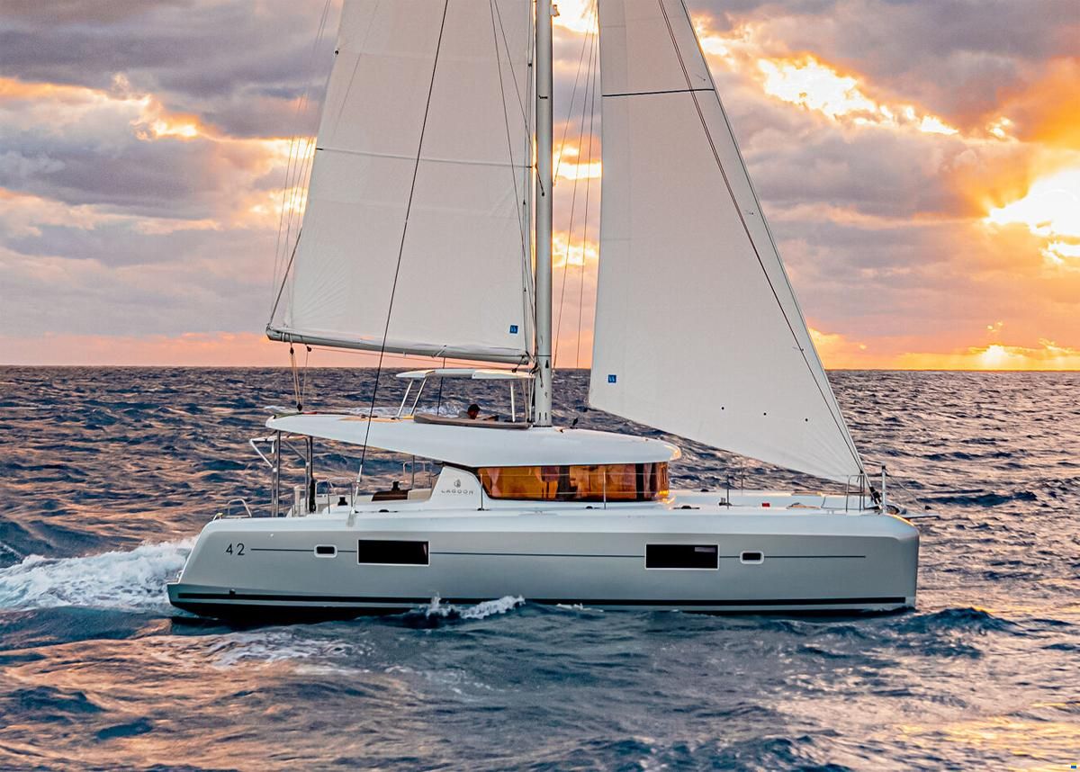 Lagoon 42
