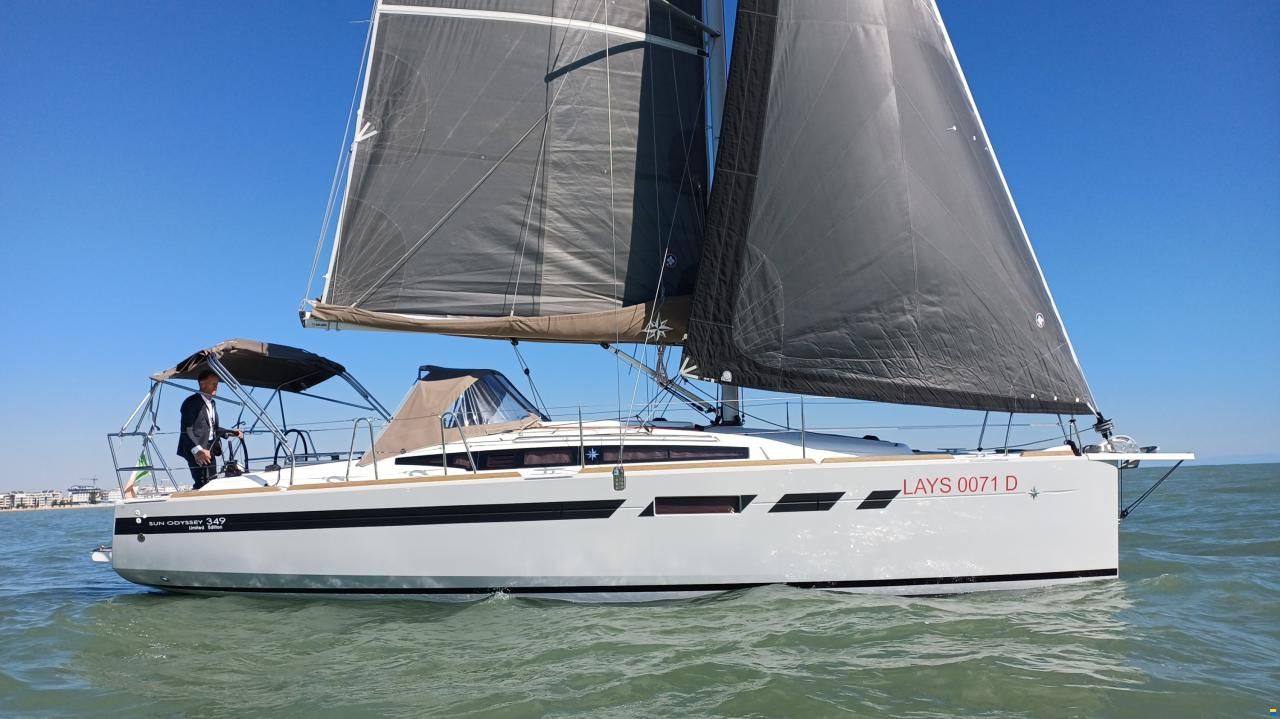 Jeanneau Sun Odyssey 349