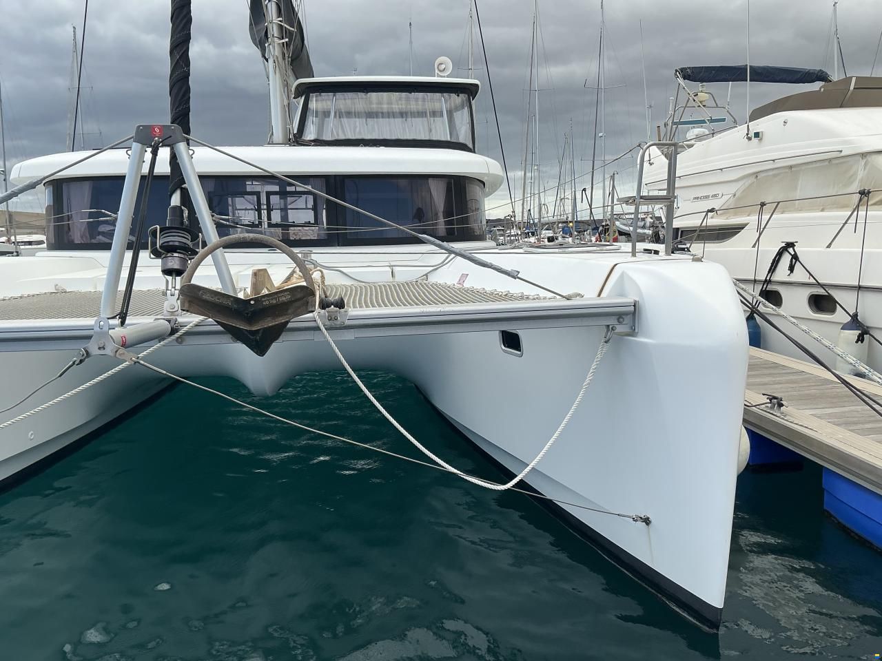 Lagoon 42