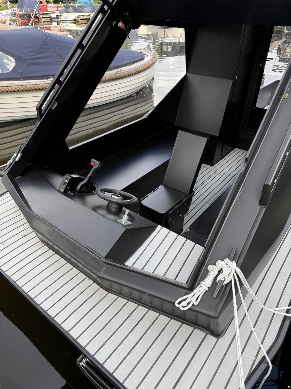 Powerboat 6500