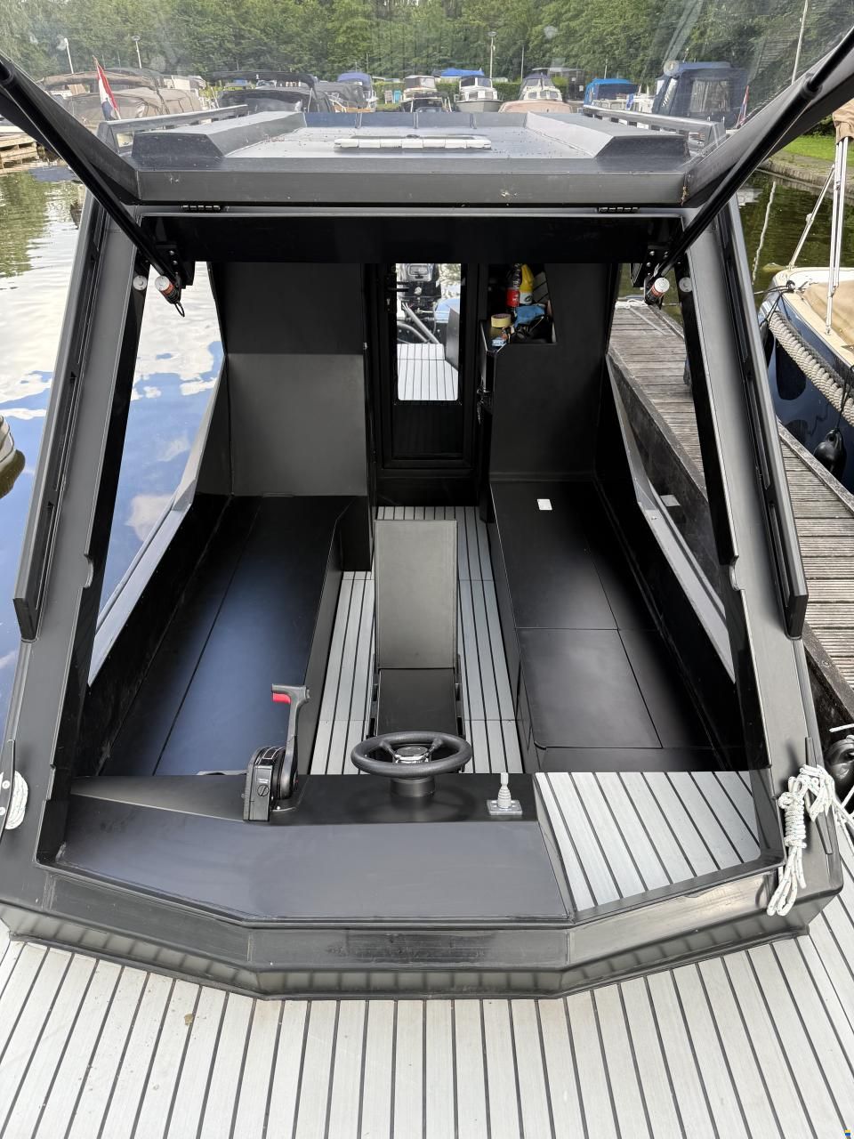 Powerboat 6500