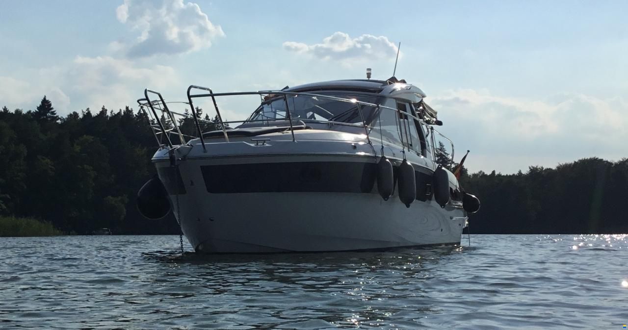 Bavaria S33HT