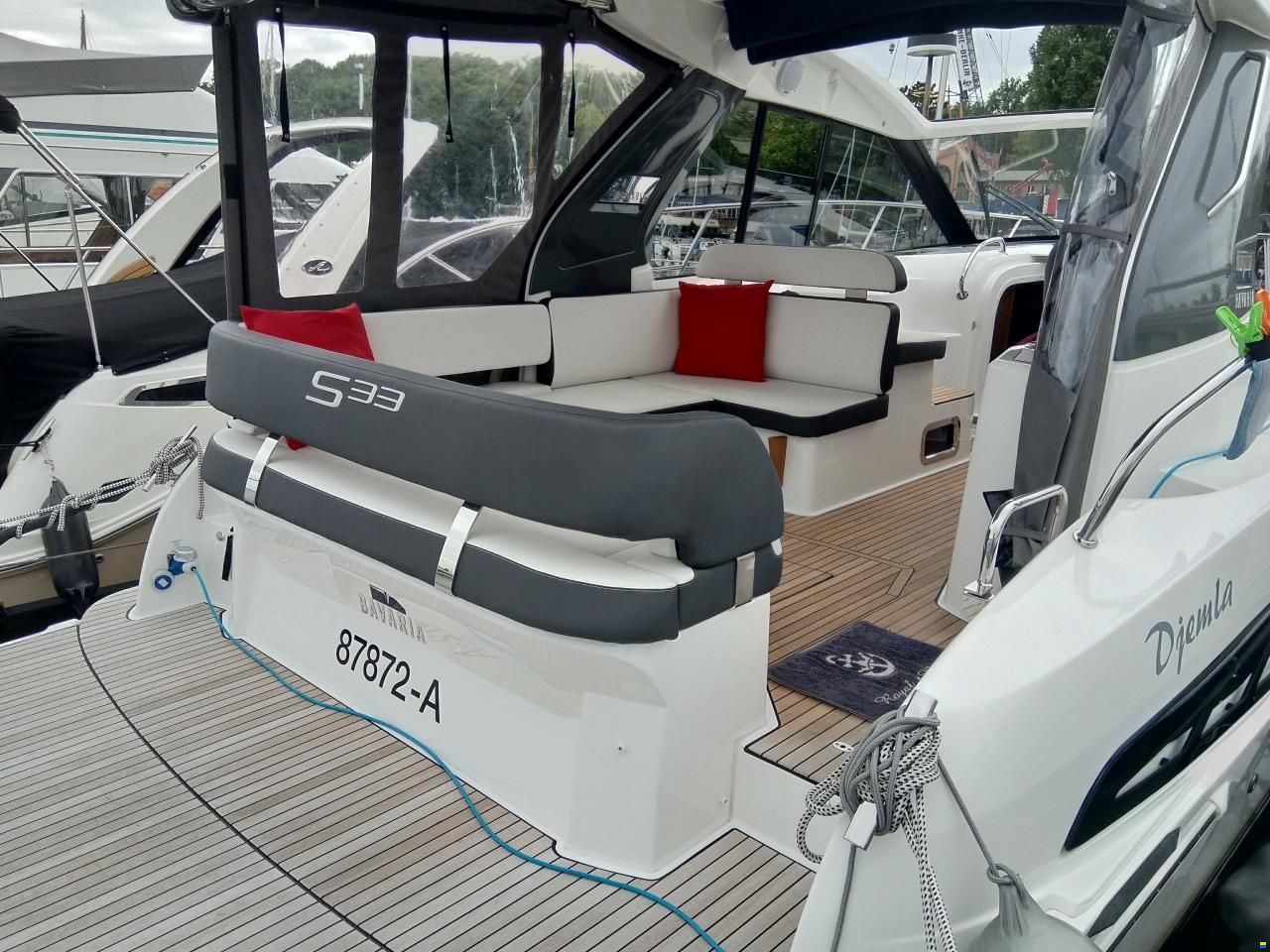Bavaria S33HT