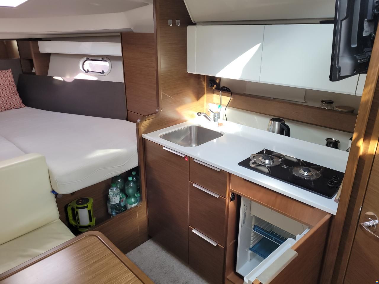 Bavaria S33HT