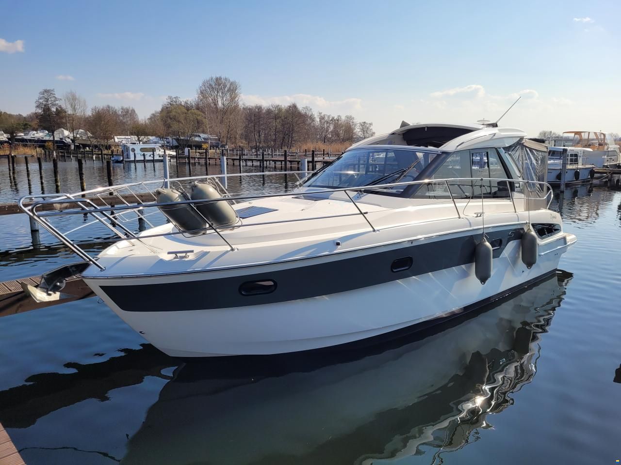 Bavaria S33HT