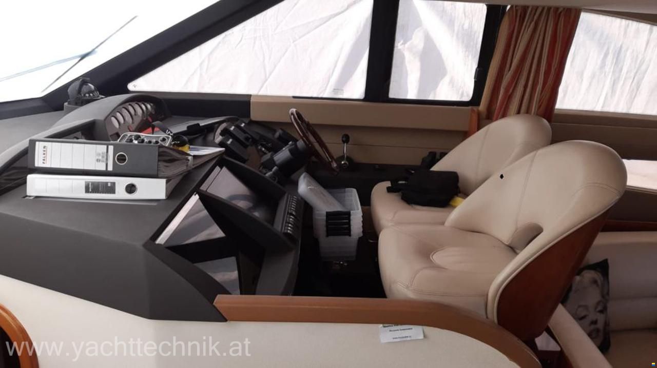 Princess 42 Fly