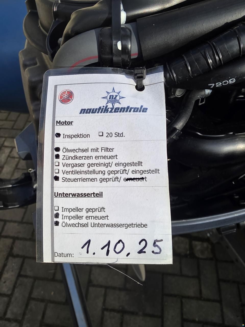 Yamaha F25G auf DSB Hypalon Zephyr 404