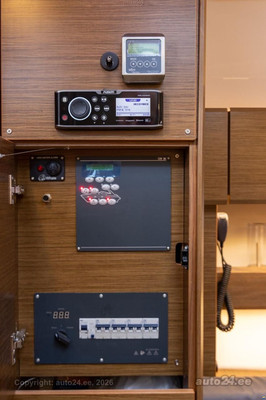 Bavaria S33 HT