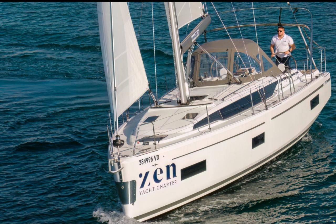Bavaria C38