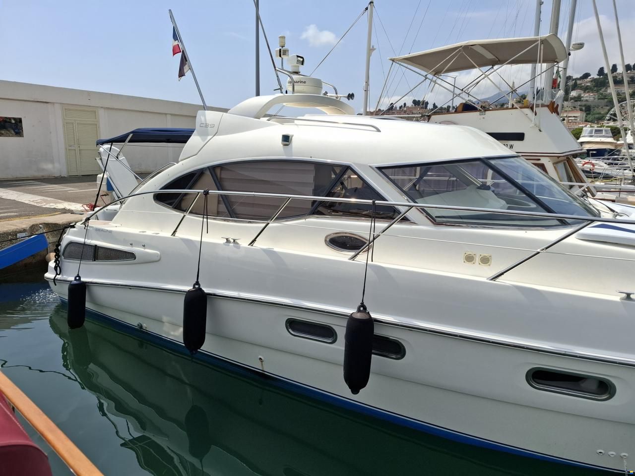 Sealine C39