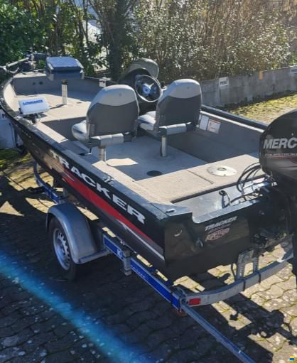 Tracker Marine Tracker Super Guide V16 SC