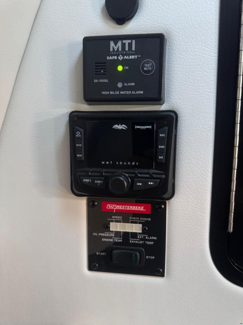 Crownline 310 CRX