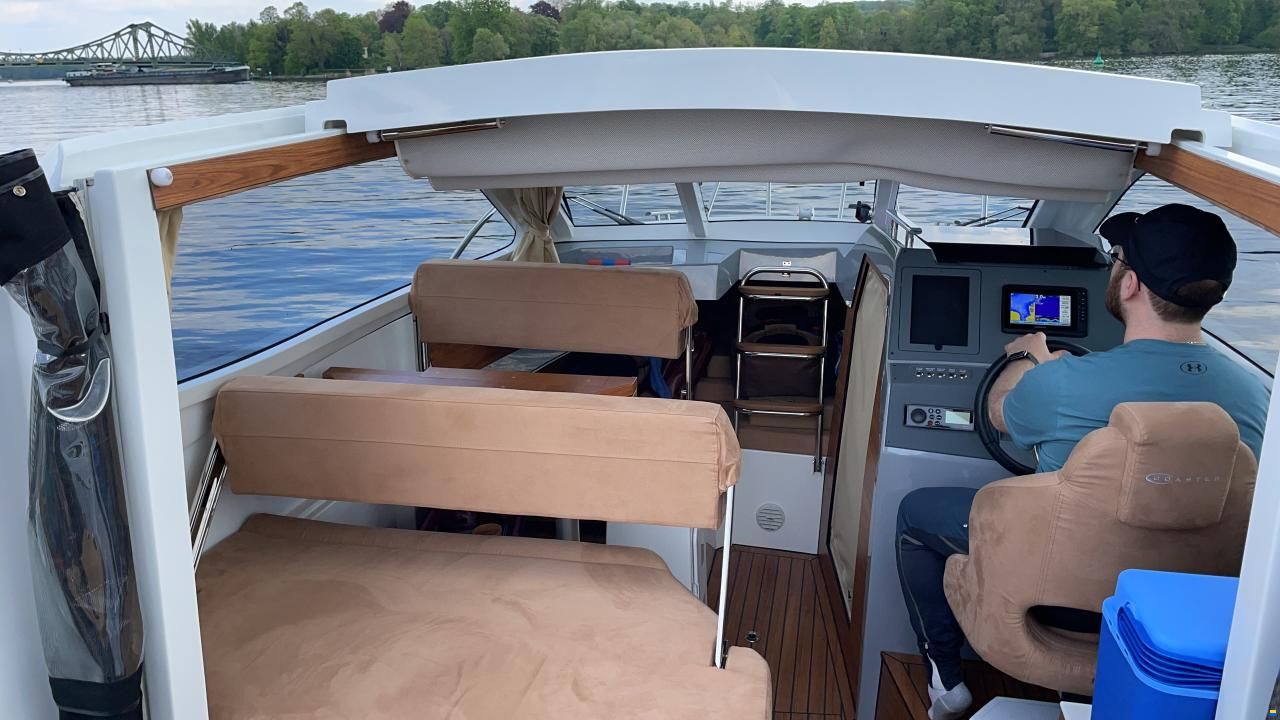Corsiva Coaster 720 GT