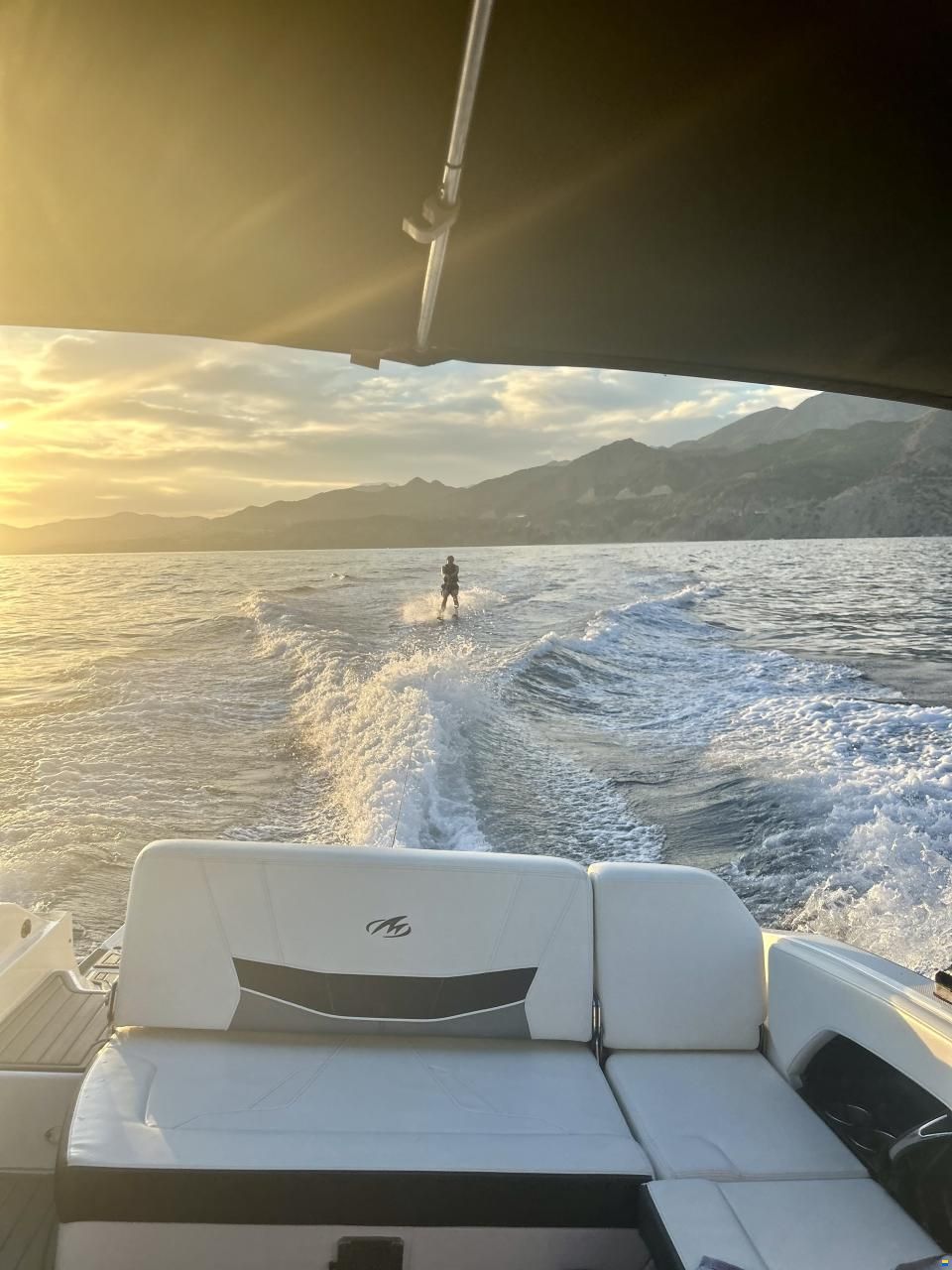 Monterey 278SS