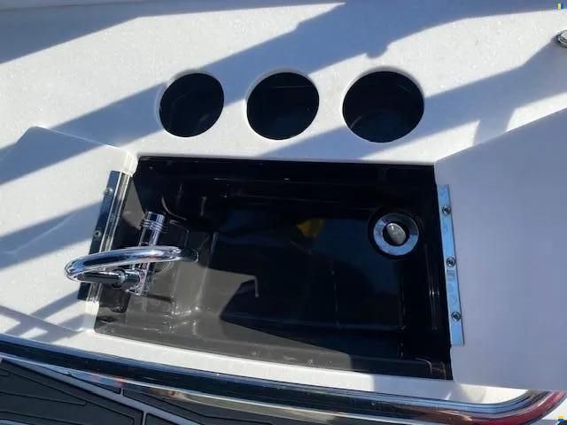 Monterey 278SS