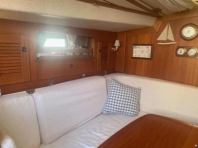 Hallberg-Rassy HR 382