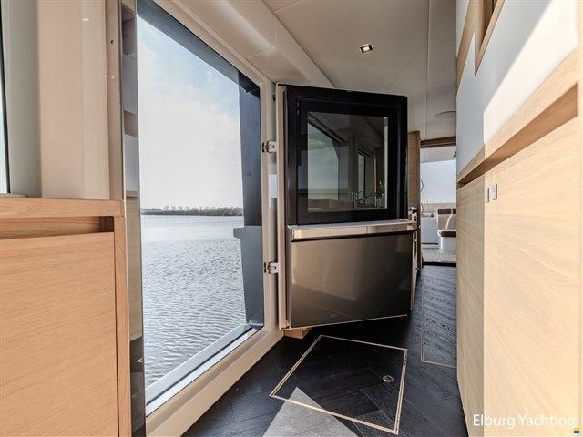Steeler Yachts Panorama FF53